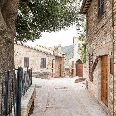 Вилла Il Casolare Di Near Assisi *